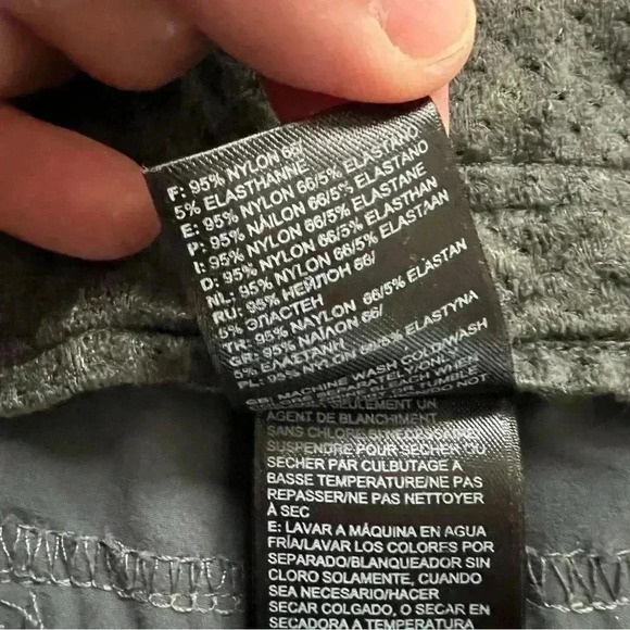 The North Face Women's Hiking Climbing Quick Dry Bermuda/Capri Shorts Gray US 10 - Picture 6 of 16